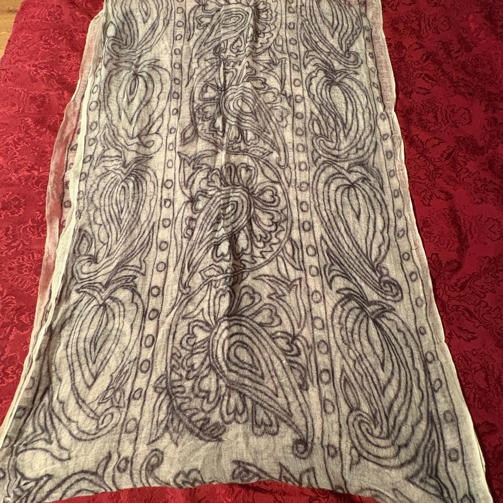 Gray Paisley Scarf